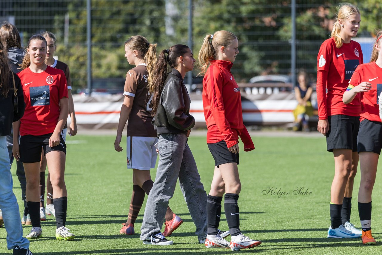 Bild 443 - wBJ FC St. Pauli - Eimsbuetteler TV : Ergebnis: 3:4